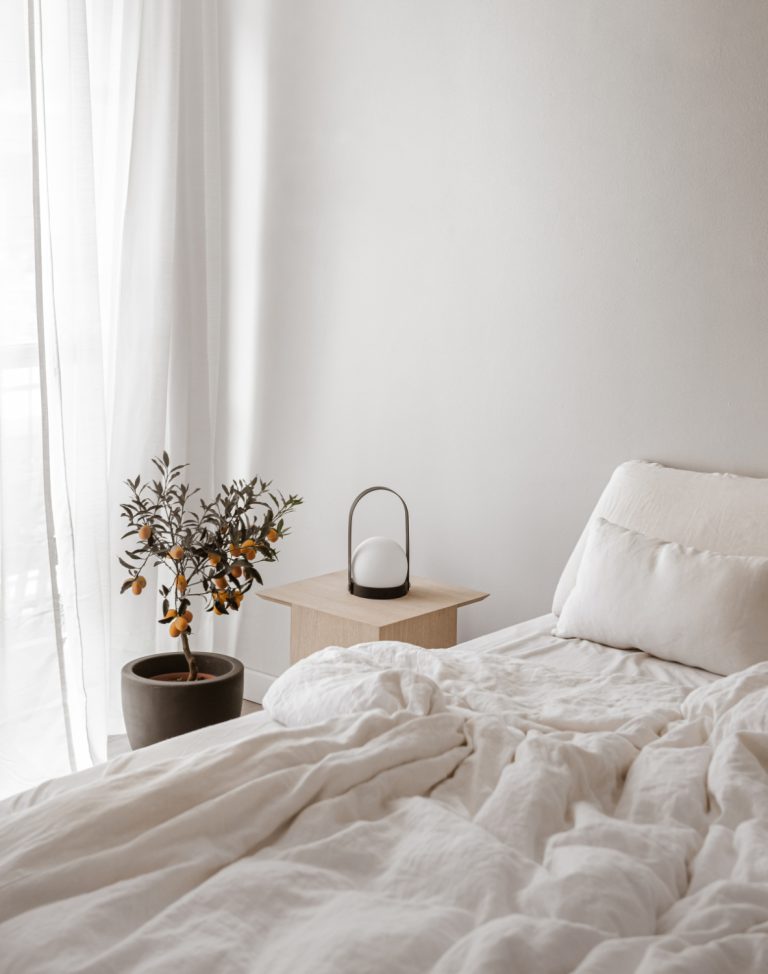 5 Simple Ways to Make Your Bedroom Feel More Luxurious