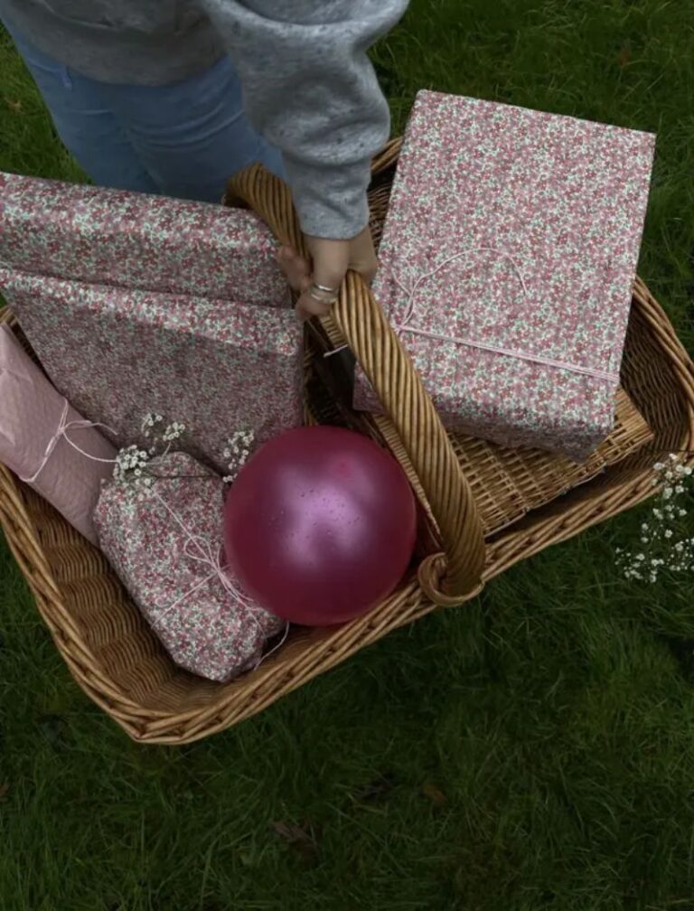 10 Cute & Easy Galentine's Day Gift Ideas for Your Friends | Pennalife